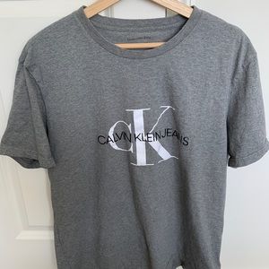 Calvin Klein Jeans T-Shirt (Large)